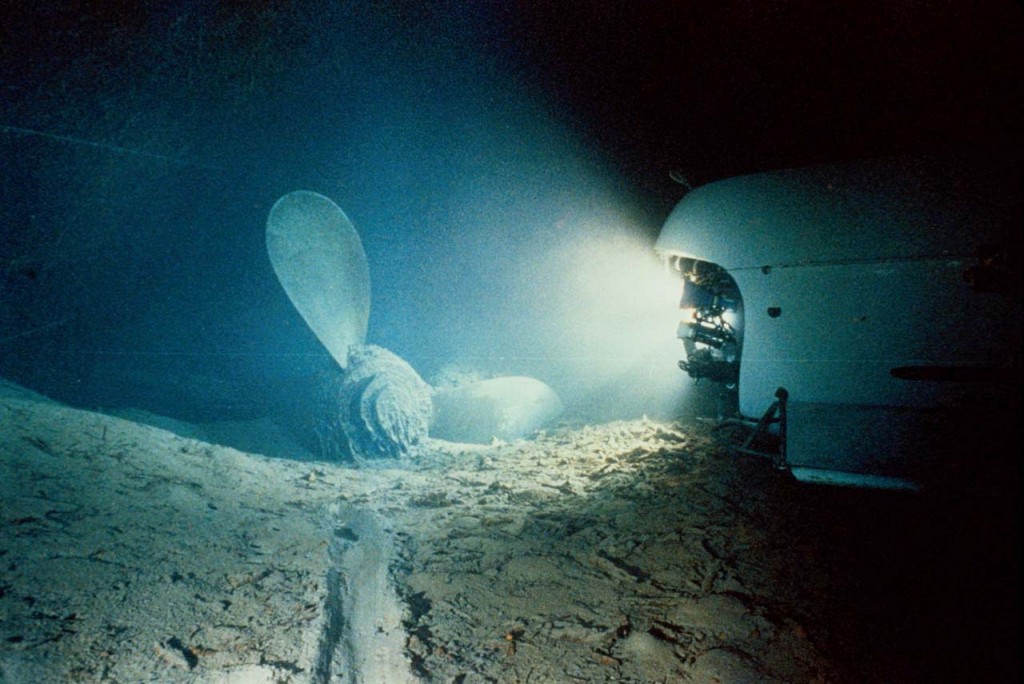 Titanic-Under-Water-Pictures