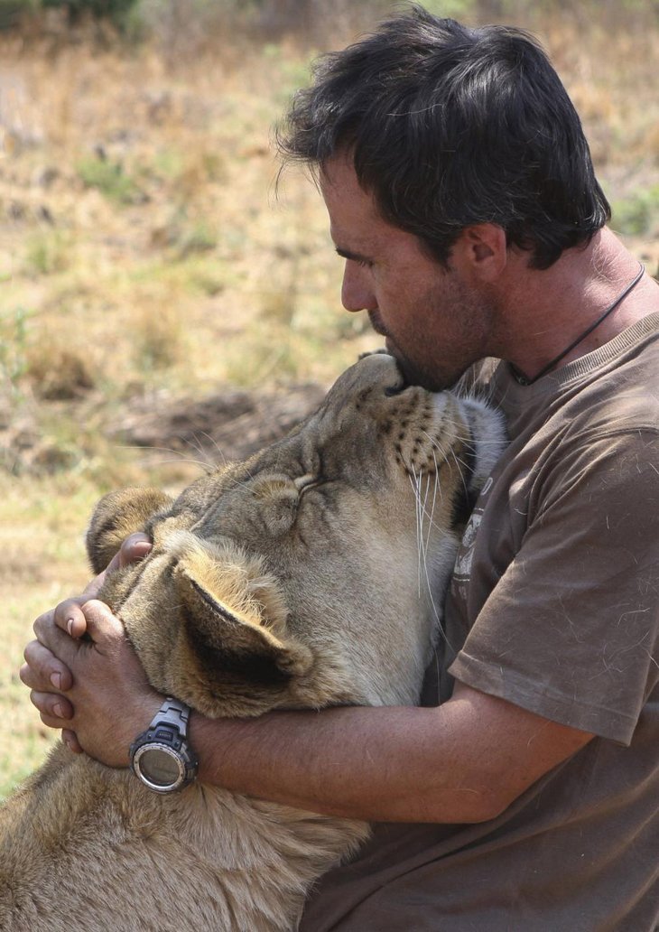Kevin Richardson, The Lion Whisperer (19)