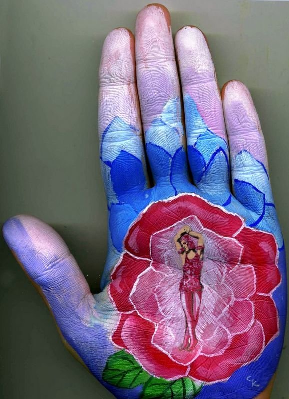 Beautiful Hand paintings by Svetlana Kolosova (14)