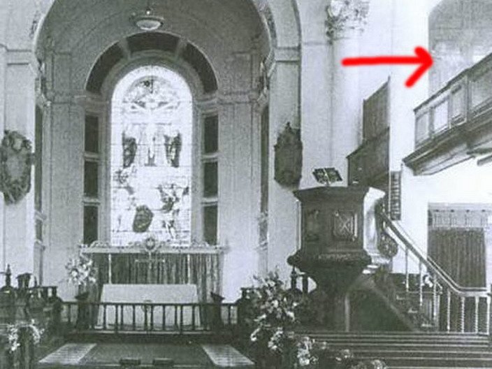 TOP 25 MOST FAMOUS PHOTOS OF GHOSTS (14)