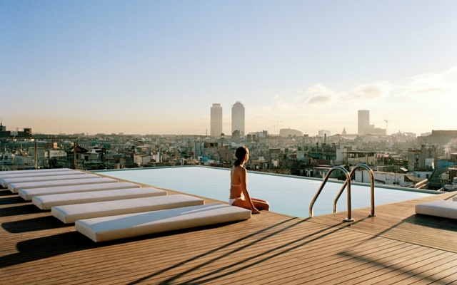  THE COOLEST ROOFTOPS IN THE WORLD (1)