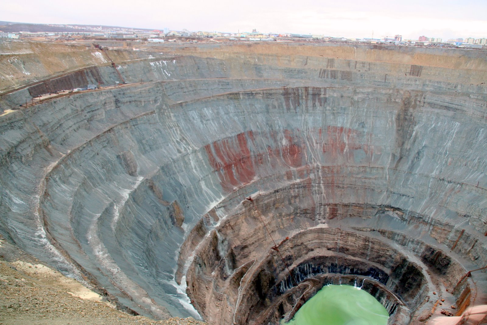 The_mine_in_Yakutia, mirny diamond mine, siberia