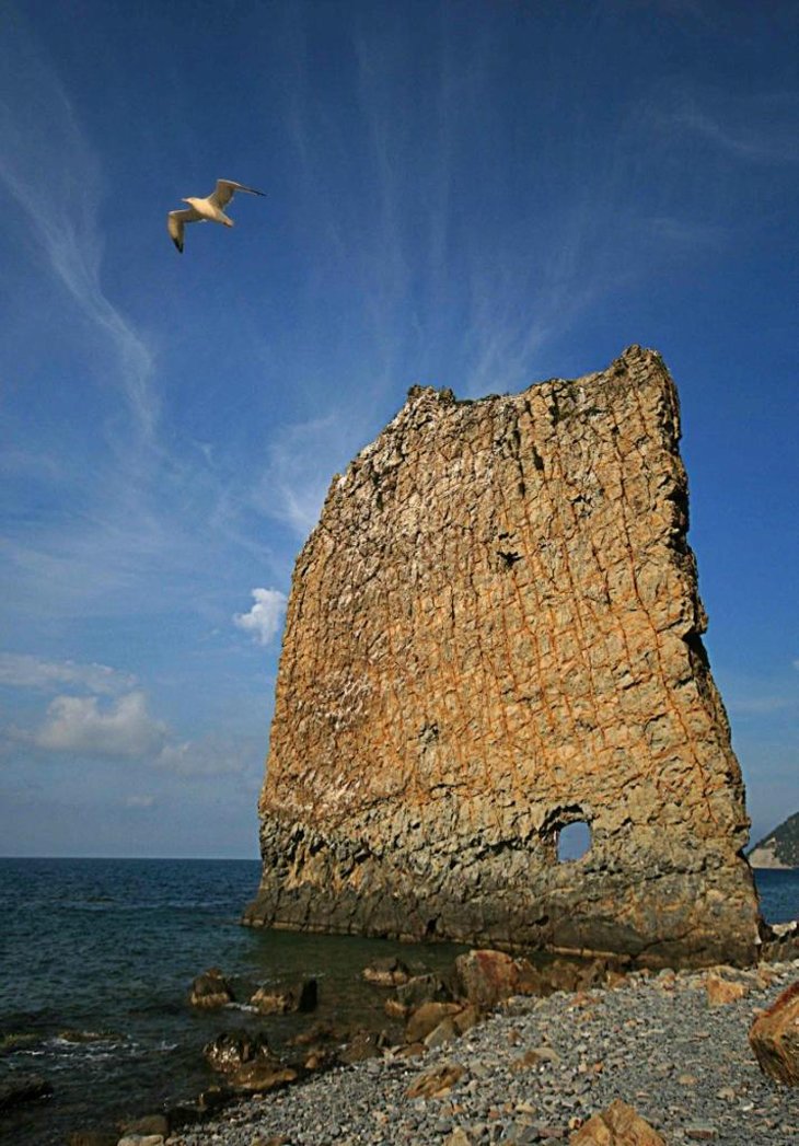 The Most Spectacular Sea Cliffs (27)